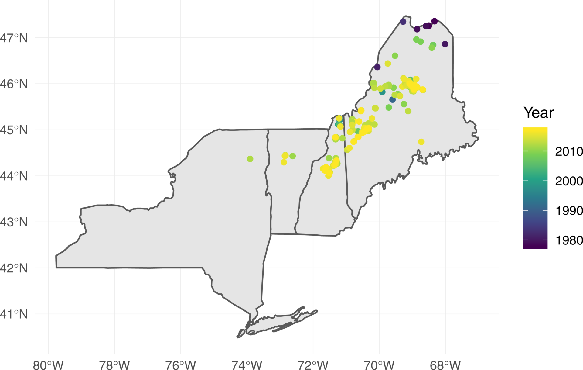 A map of the Northeast States showing Fox Sparrow occurrence records in June-July from eBird checklists from 1980 through 2017. Darker blue dots show earlier records and yellow dots show newer records indicating that Fox Sparrows have been moving southwest through the region since 1980. 
